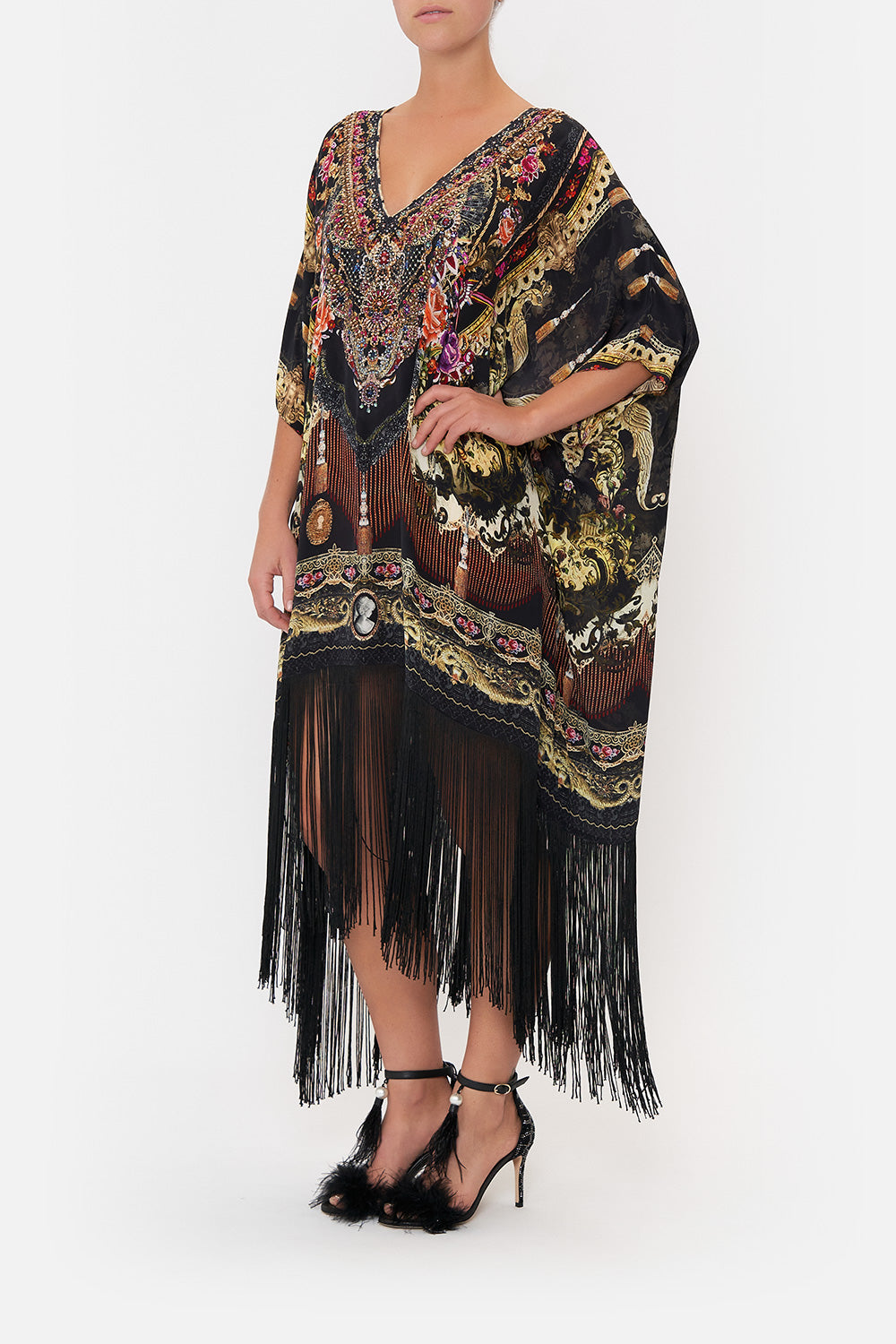 RECTANGULAR V NECK KAFTAN DANCE WITH DUENDE