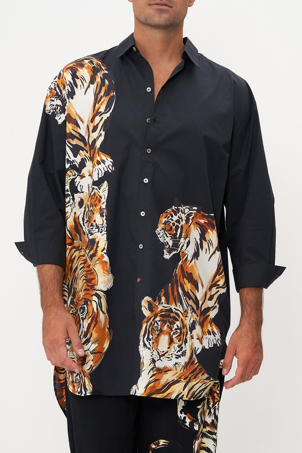 LONG LINE BUTTON UP MANTAN TIGER TALK