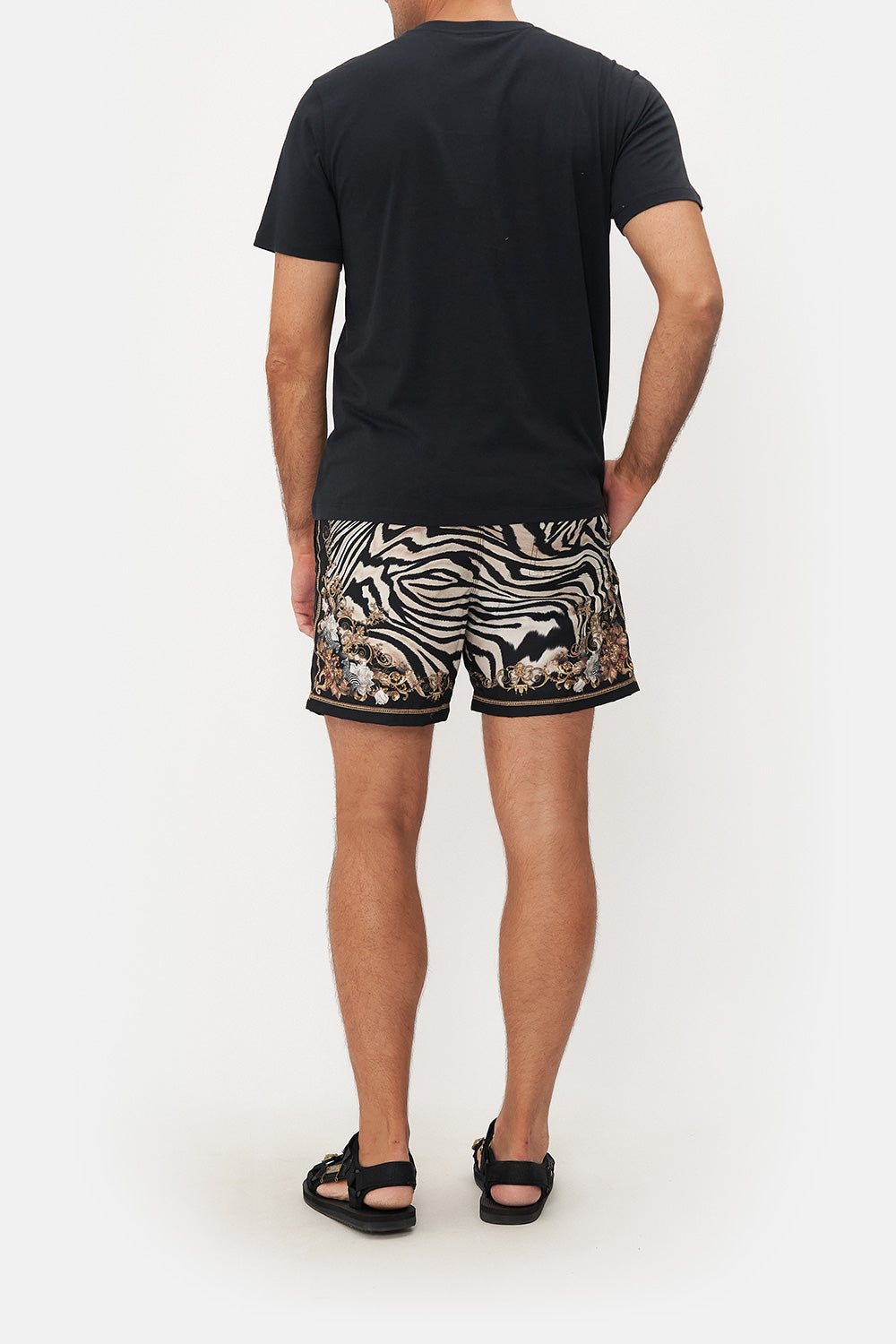 RELAXED FIT TEE EARN YOUR STRIPES