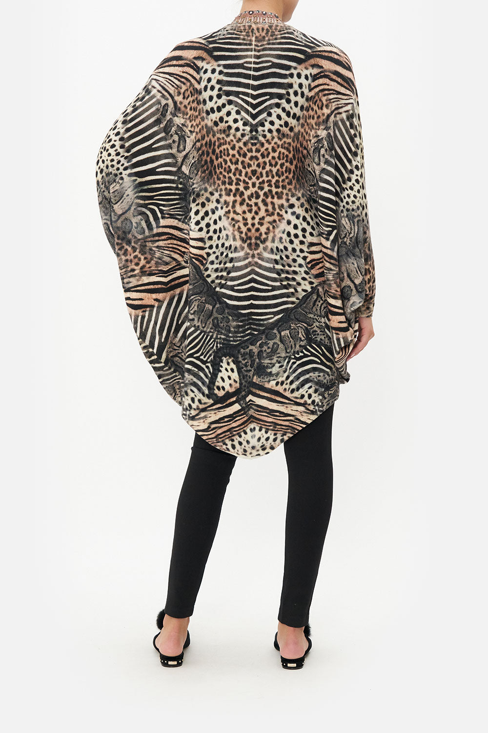 SOFT KNIT PONCHO WITH EMBROIDERY FOR THE LOVE OF LEO