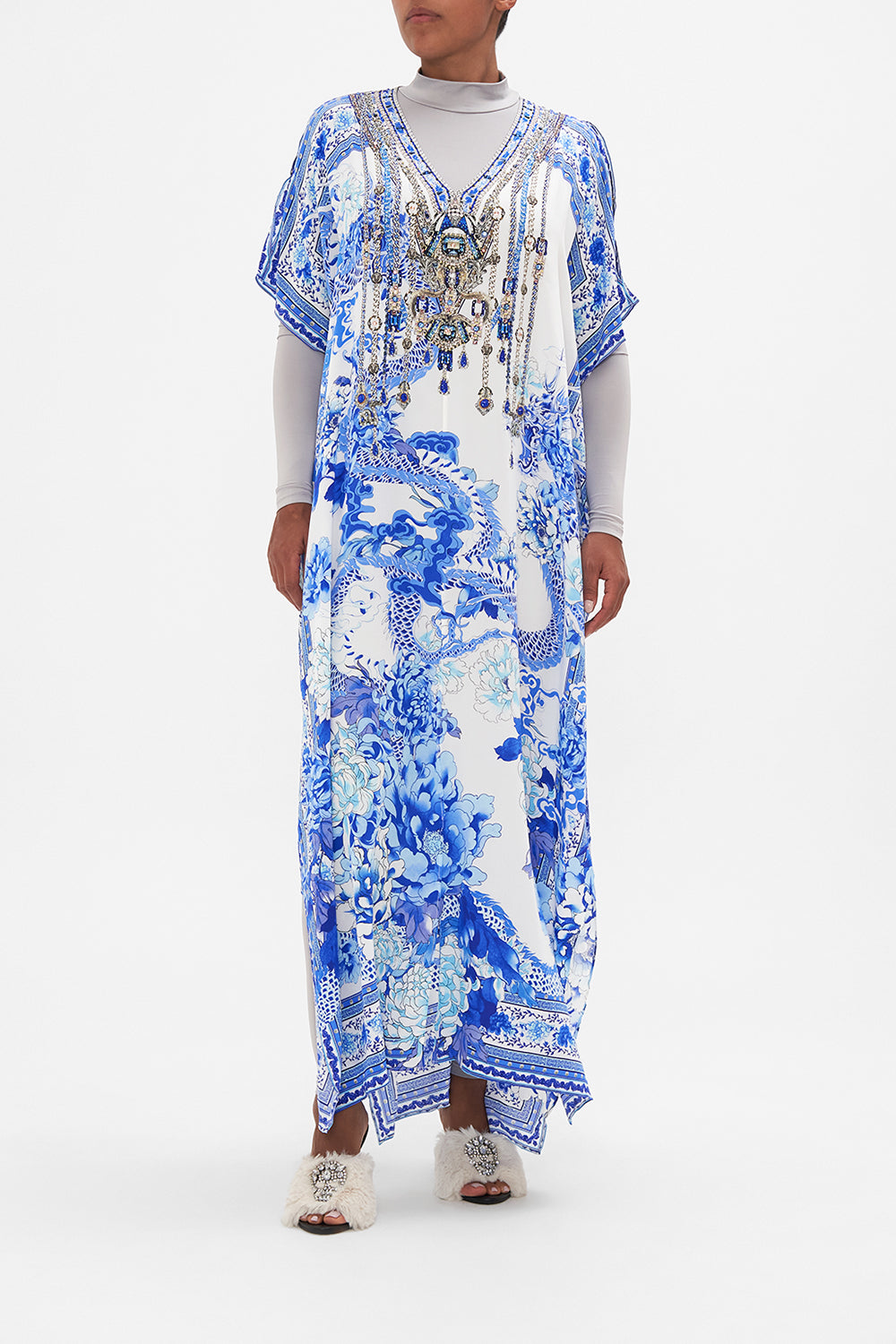 SLIM FIT KAFTAN WITH SPLIT HEART OF A DRAGON