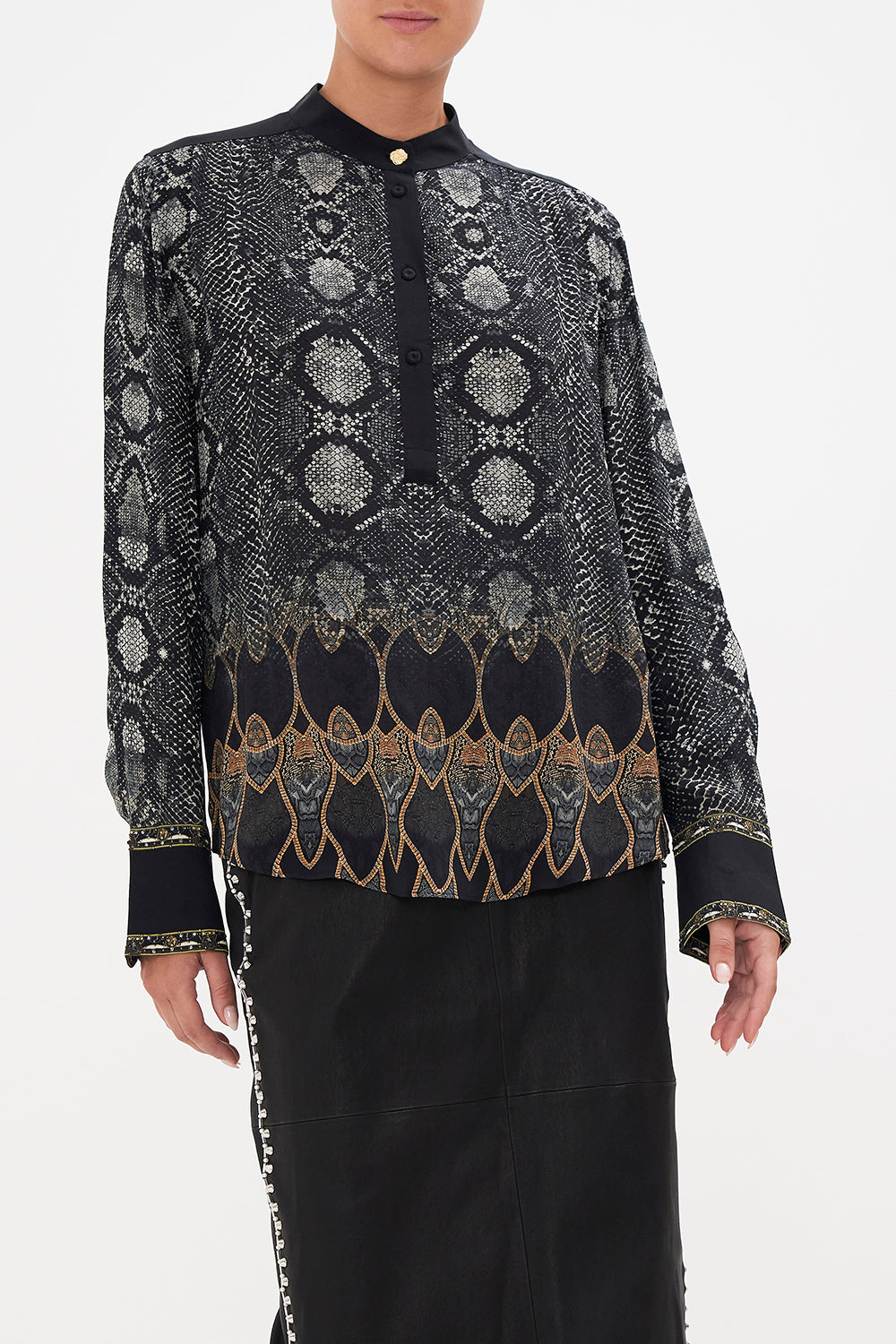 PLACKET BLOUSE WILD HORSES