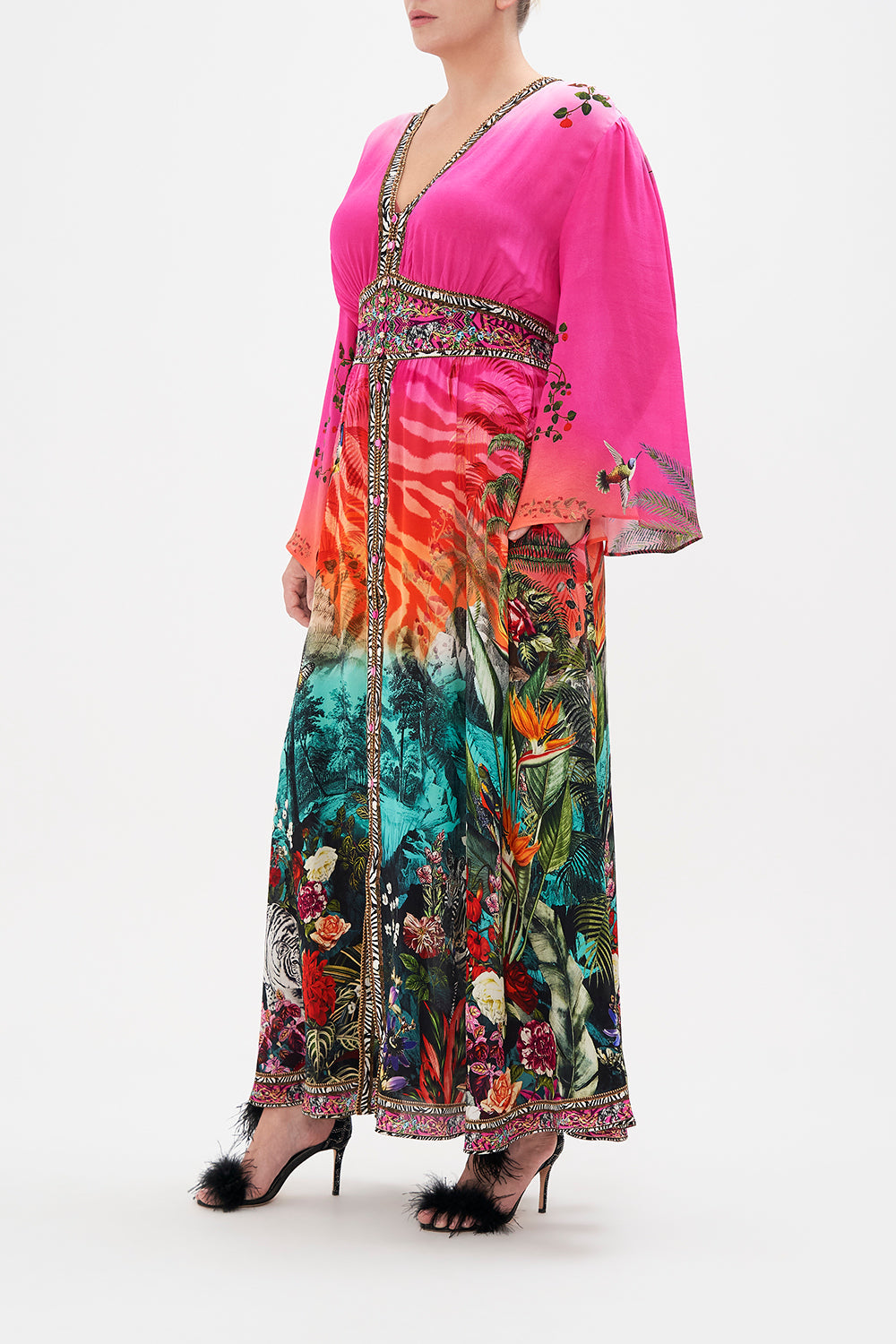 KIMONO SLEEVE DRESS WITH SHIRRING DETAIL UNTAMED RUNAWAY