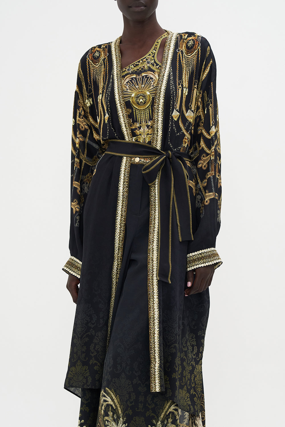 HIGH LOW LAYER WITH TIE THE NIGHT IS NOIR