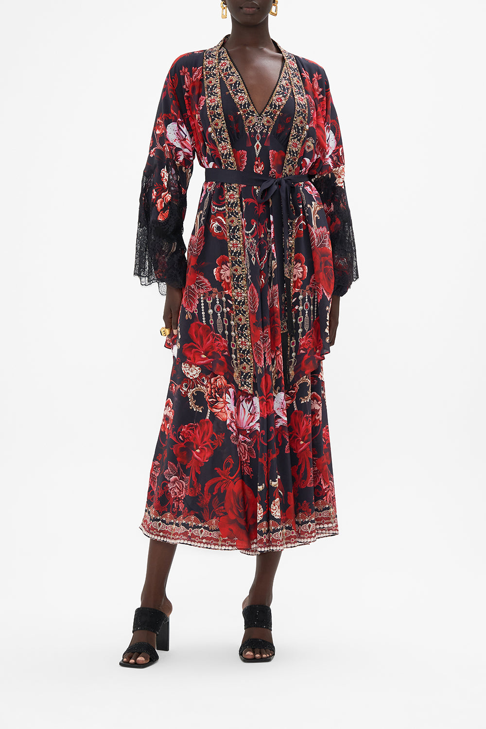 Layer With Lace Contrast Sleeves Sisterhood Of The Rose print by CAMILLA