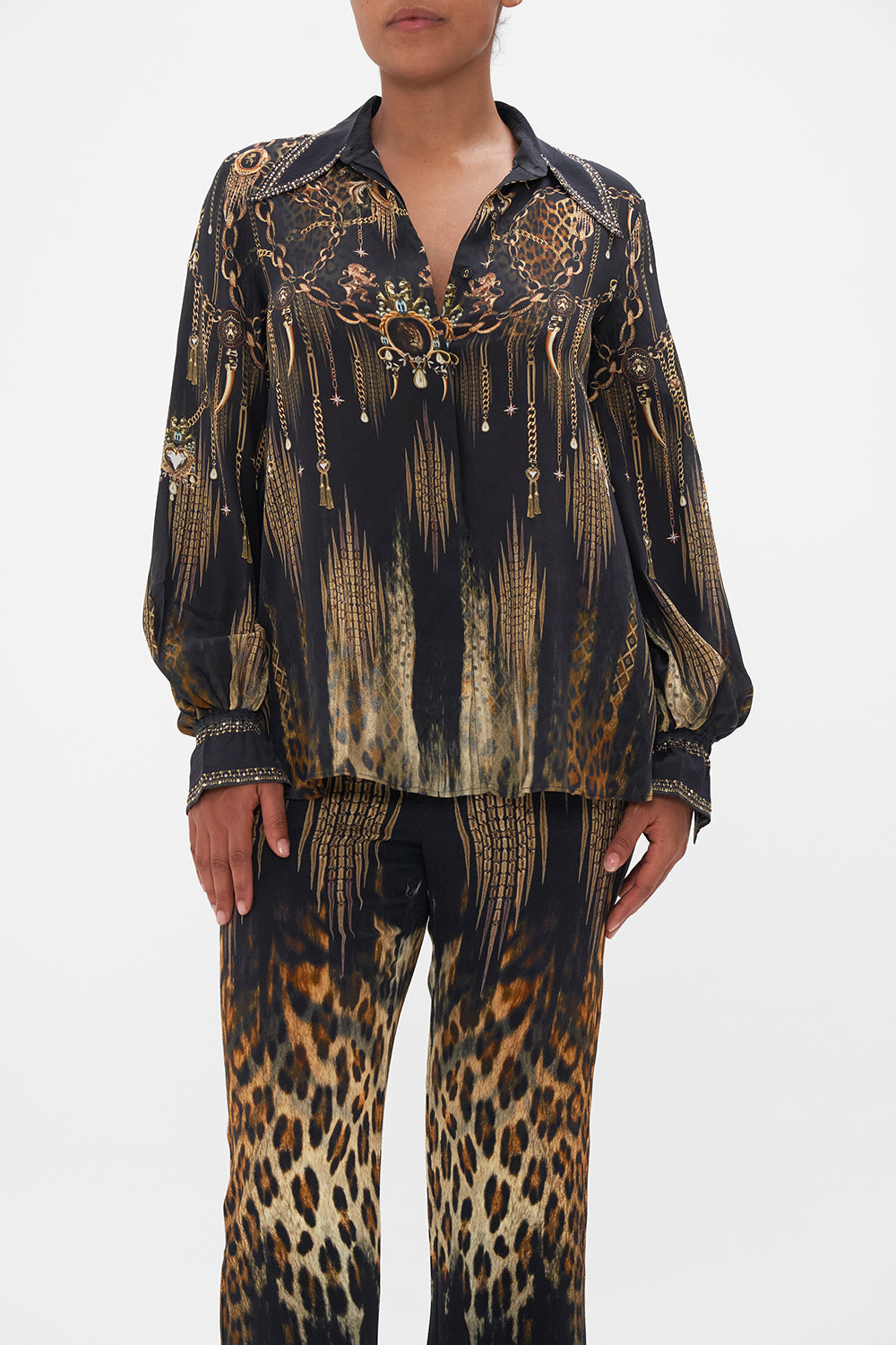 CURVED COLLAR BLOUSE JUNGLE DREAMING