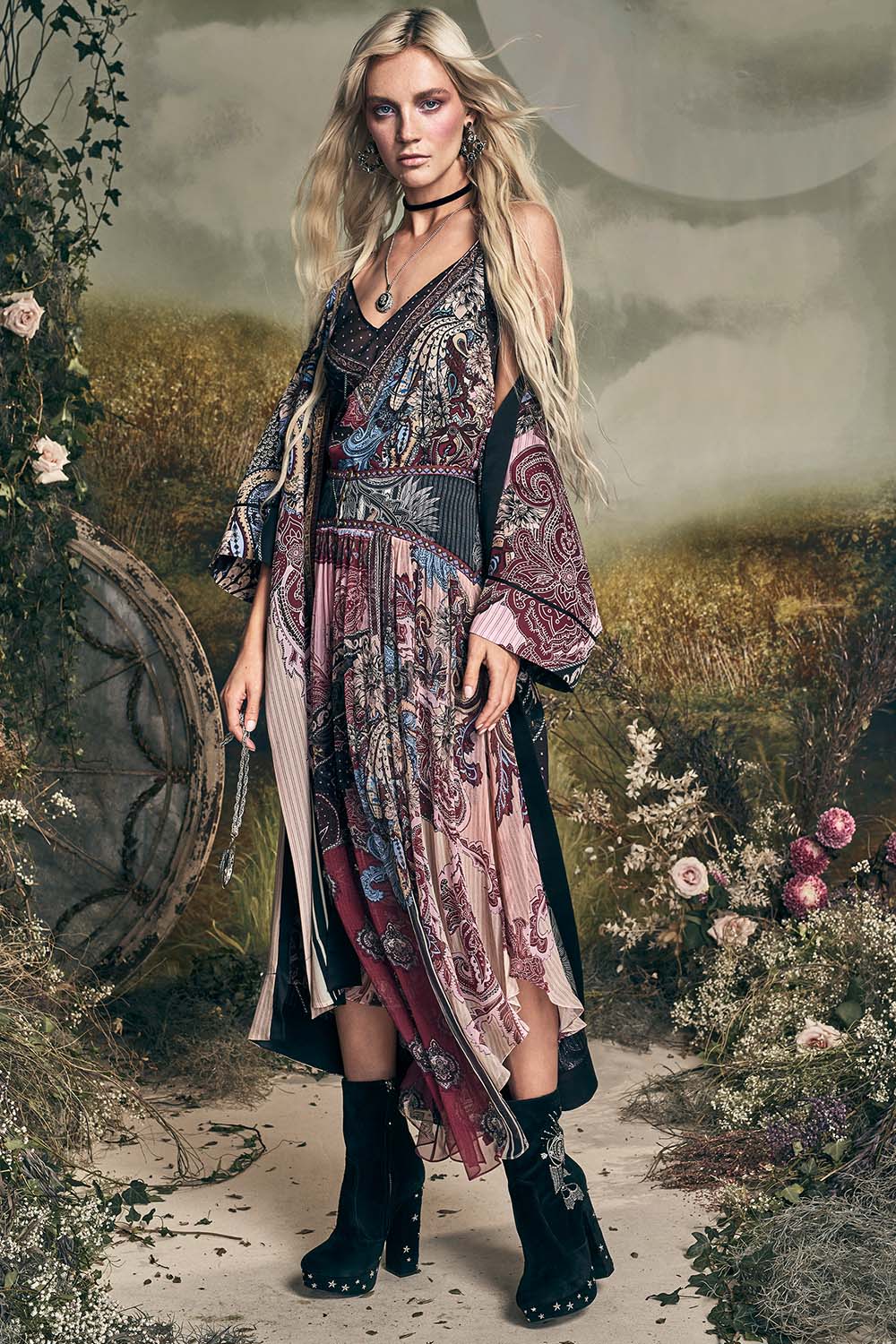 SHAPED WAIST SKIRT TALE OF THE FIRE BIRD