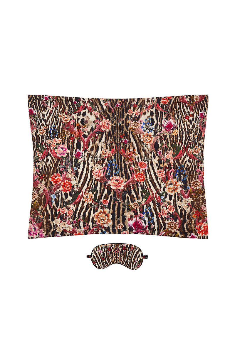 Eye Mask And Pillow Set, Liv A Little CAMILLA AU CAMILLA