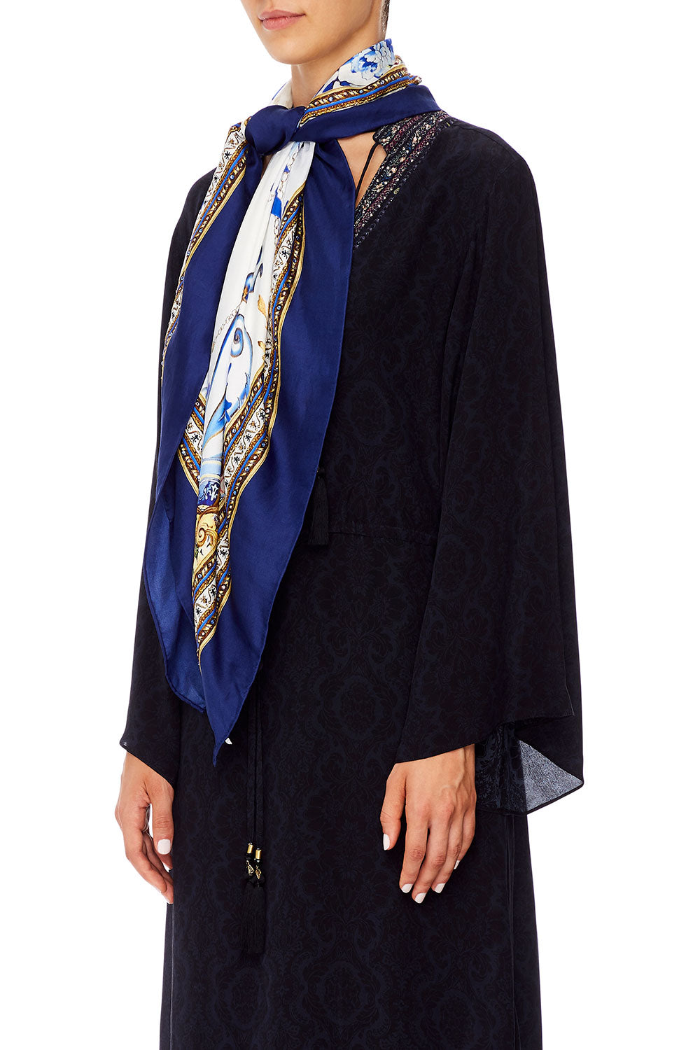 SQUARE SCARF SAINT GERMAINE