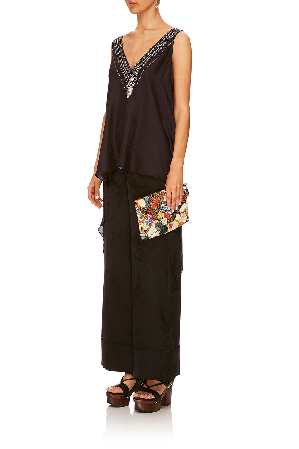 CAMILLA KISSING THE SUN ENVELOPE CLUTCH