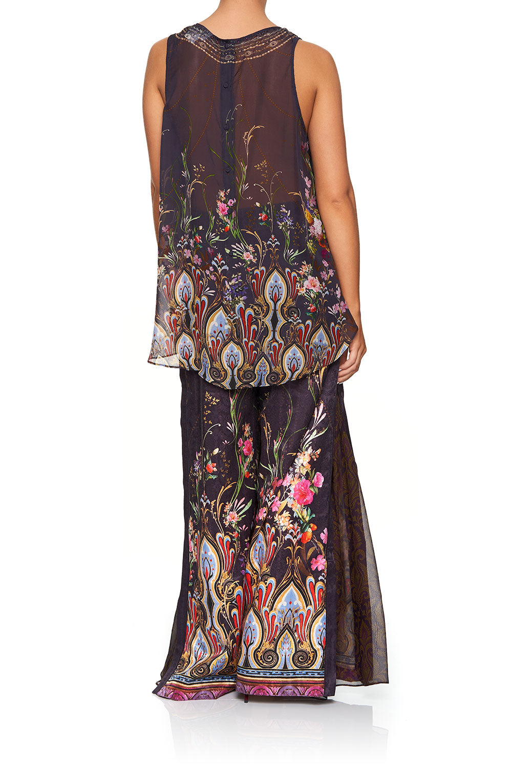 CAMILLA BUTTON BACK TOP WILD FLOWER