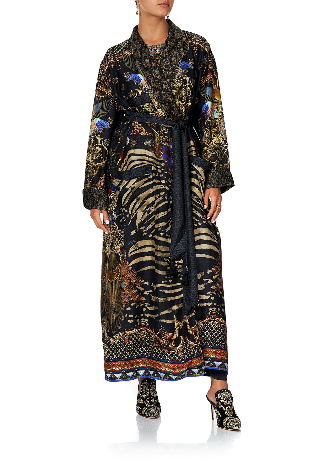 LONG ROBE WITH TIE THE NIGHT WE MET