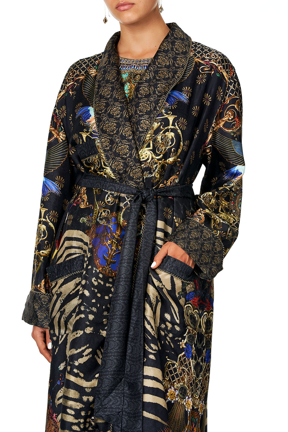 LONG ROBE WITH TIE THE NIGHT WE MET