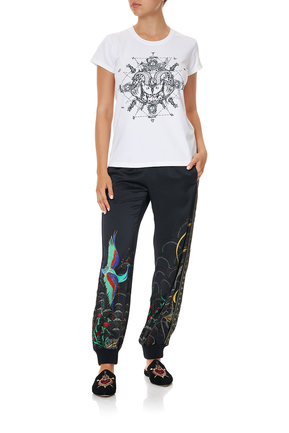 CURVED HEM FITTED TEE CAPRICORN