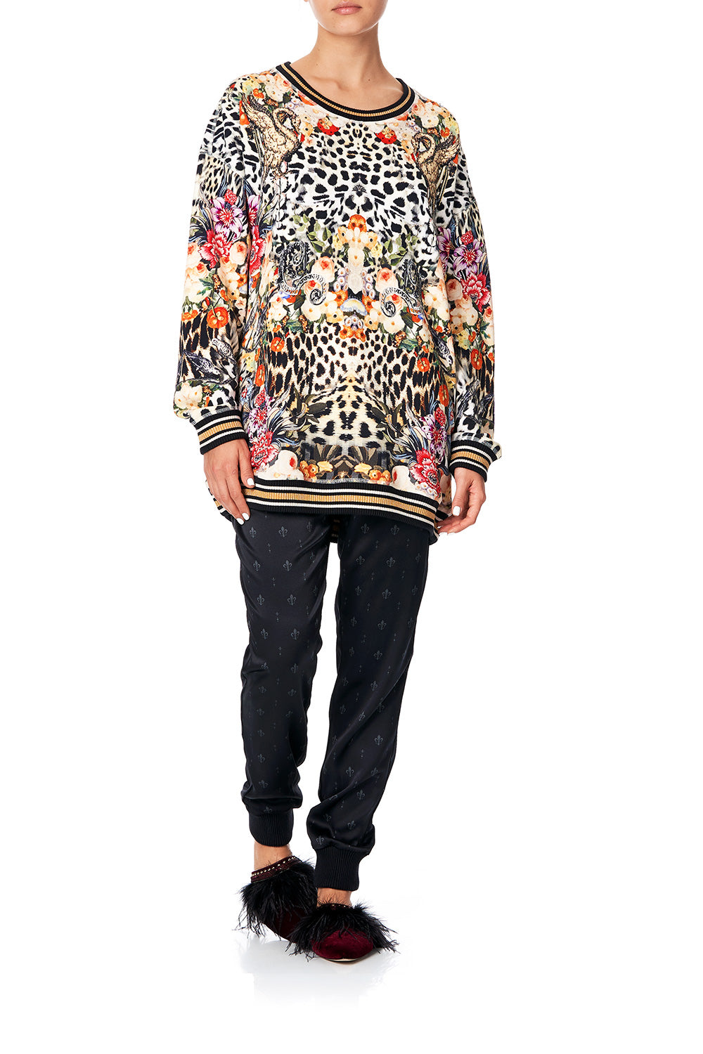 OVERSIZED SWEATER MARAIS AT MIDNIGHT