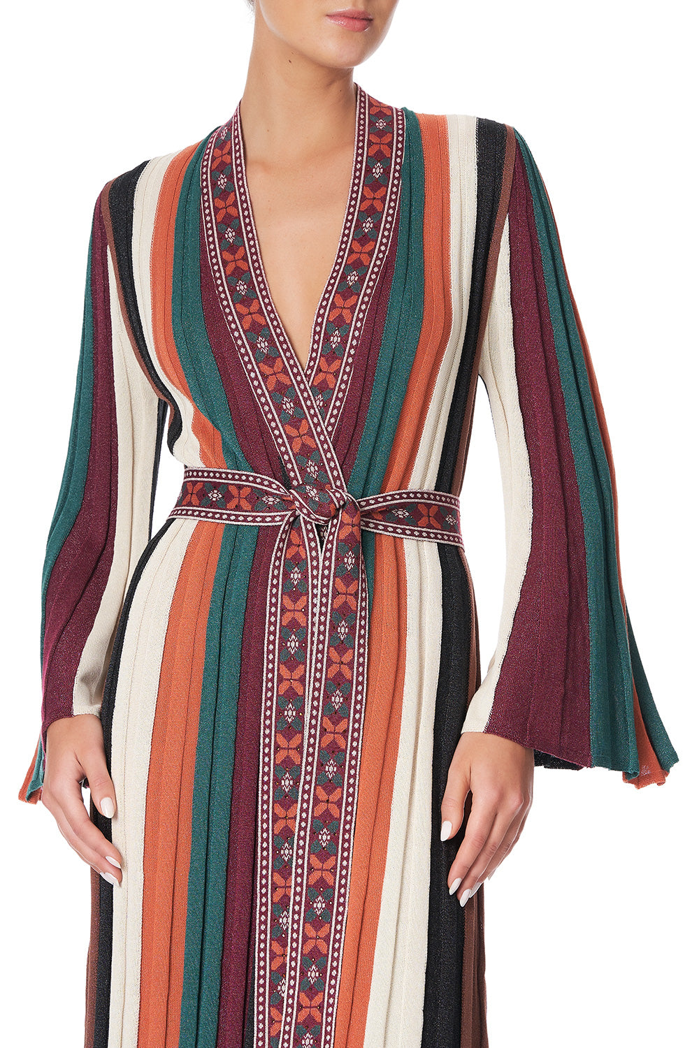 FLARED SLEEVE KNIT ROBE PAVED IN PAISLEY