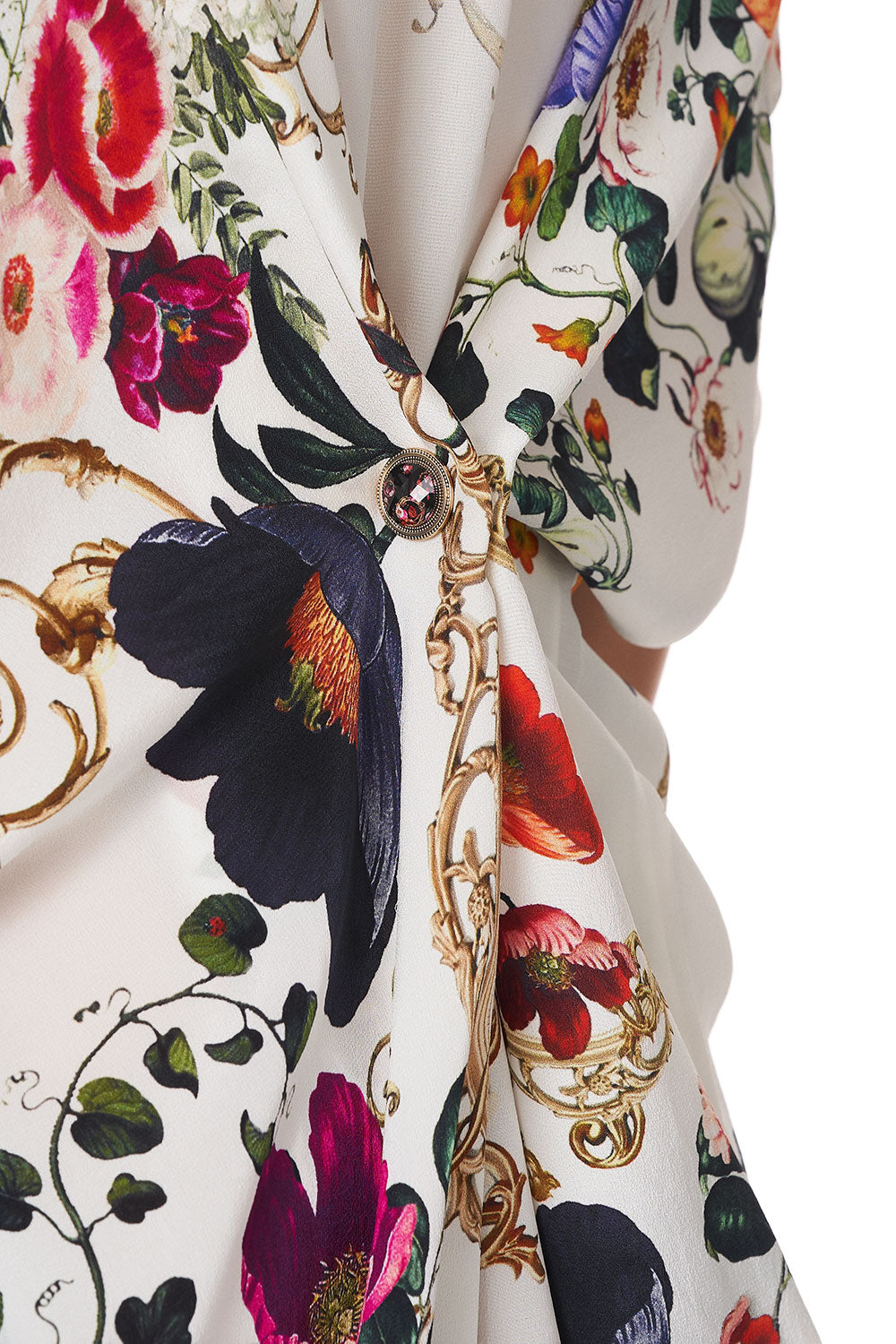 GOLD CLOTHING MAGNETS MIRROR MIRROR