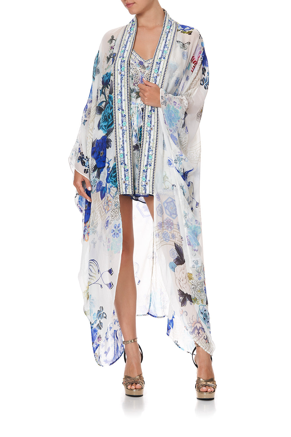 LAYER WITH KIMONO COLLAR WHITE SIDE OF THE MOON