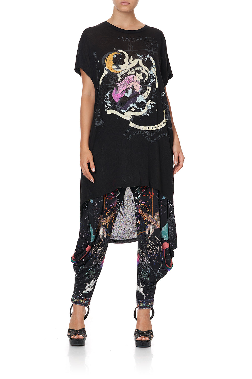 LONG SCOOP BACK HEM T-SHIRT MIDNIGHT MOON HOUSE