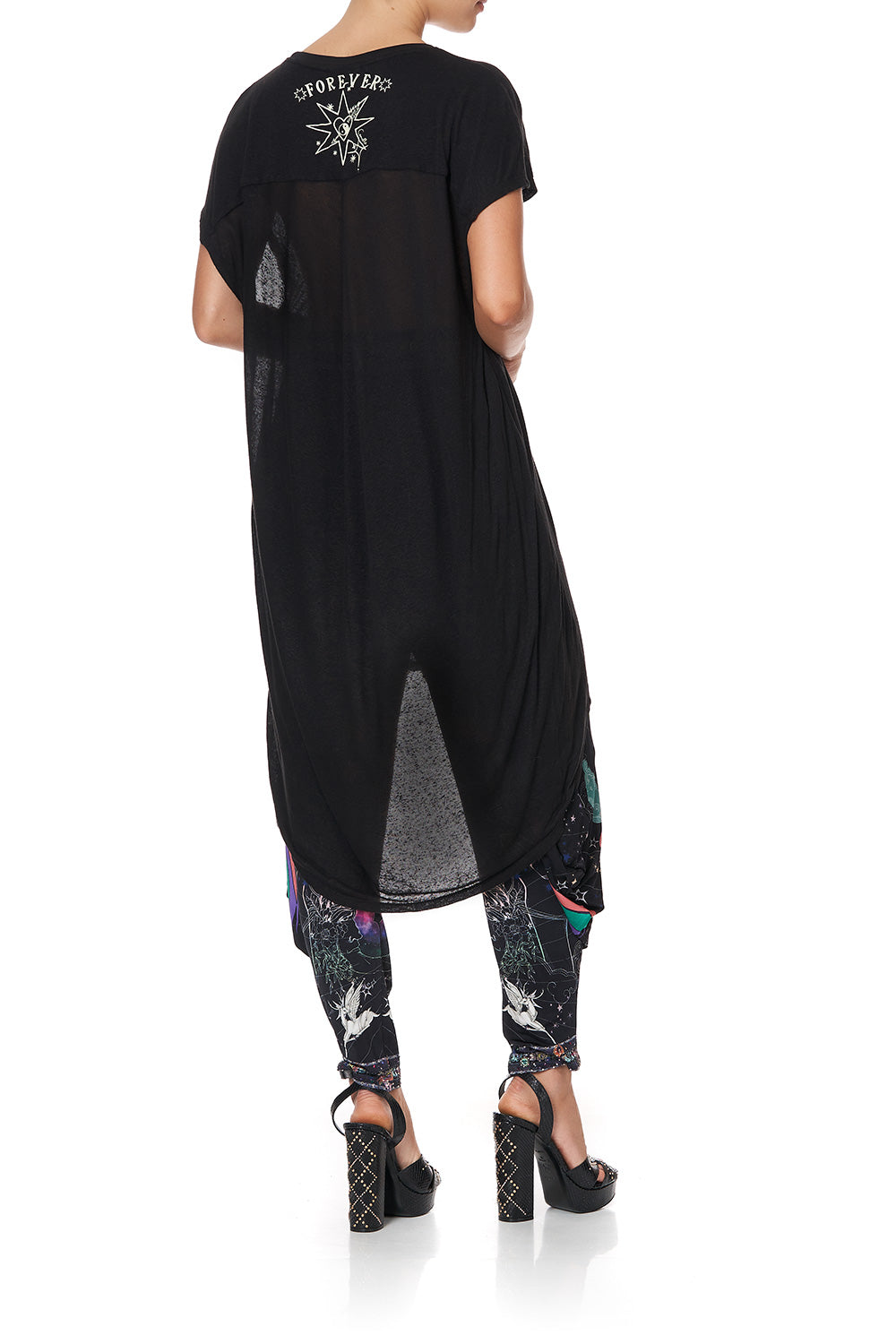 LONG SCOOP BACK HEM T-SHIRT MOONLIT MUSINGS