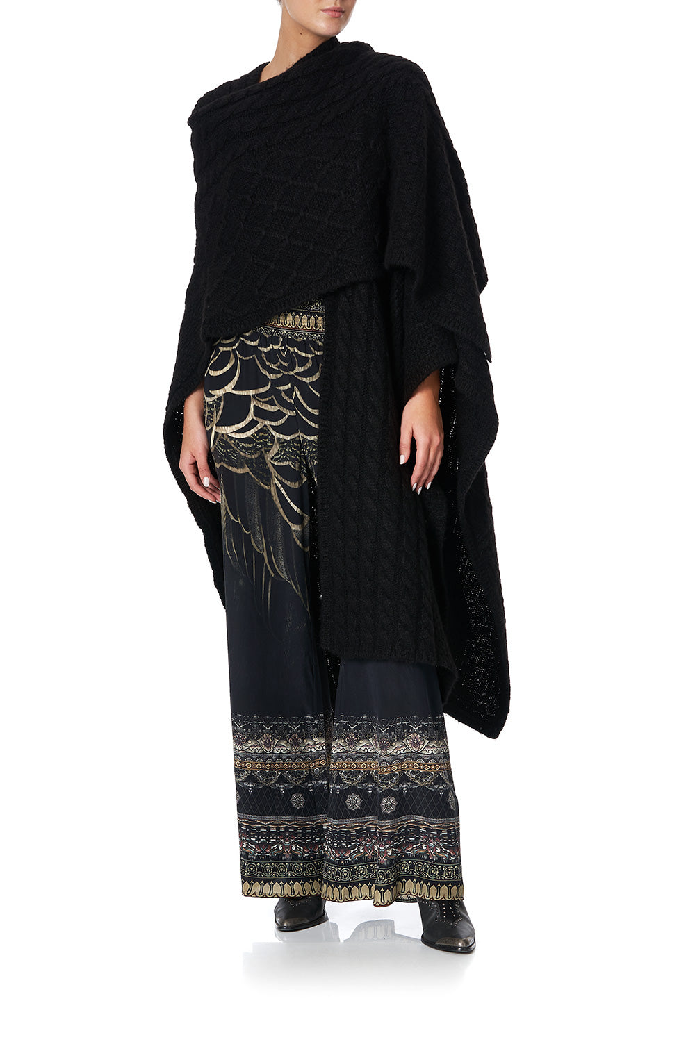 PATCHWORK KNIT THROW OVER SOLID BLACK