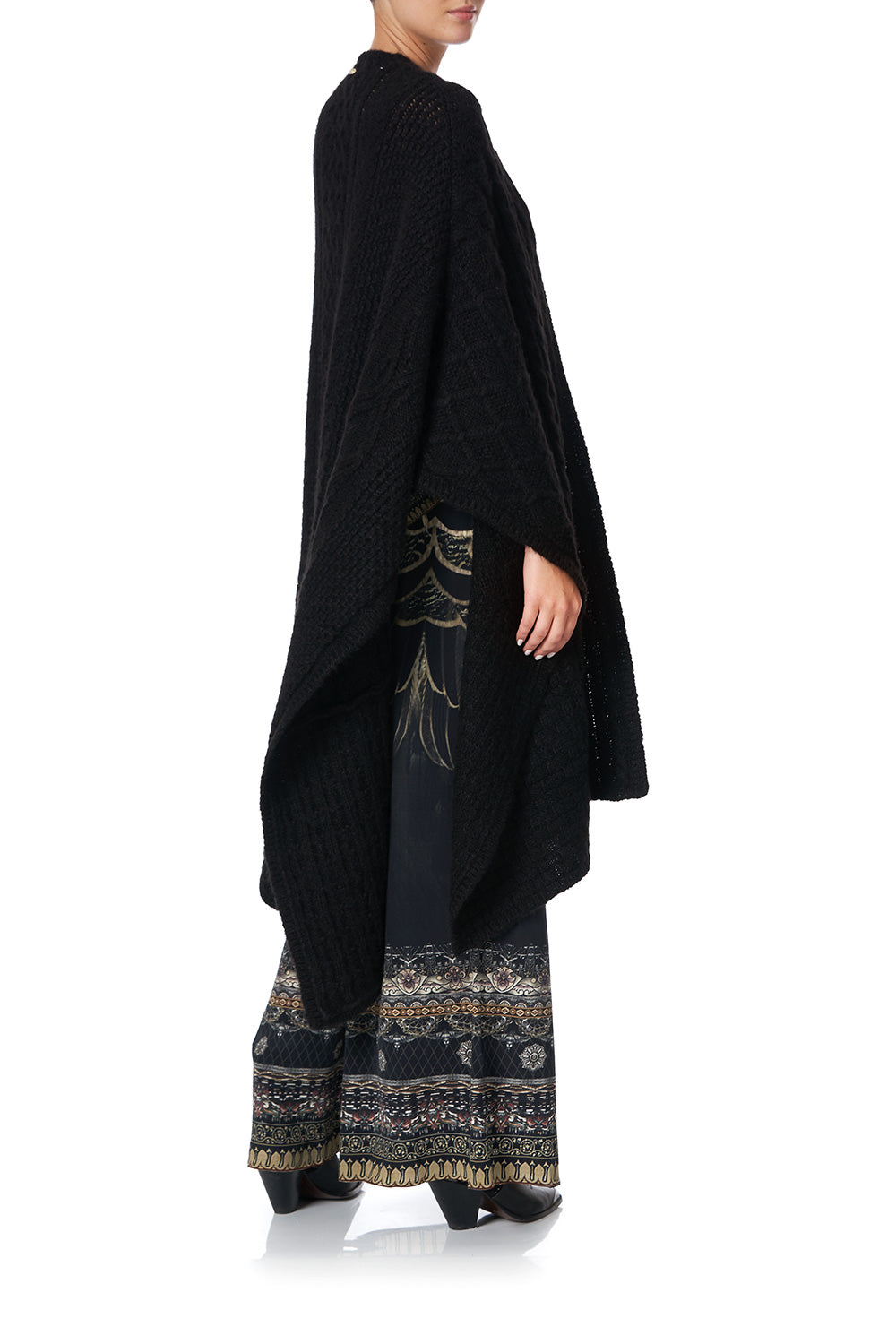 PATCHWORK KNIT THROW OVER SOLID BLACK