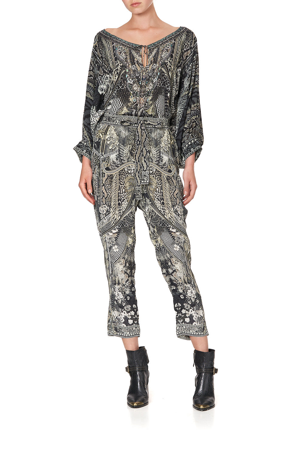 RAGLAN SLEEVE BLOUSE WITH CUFF ONE TRIBE