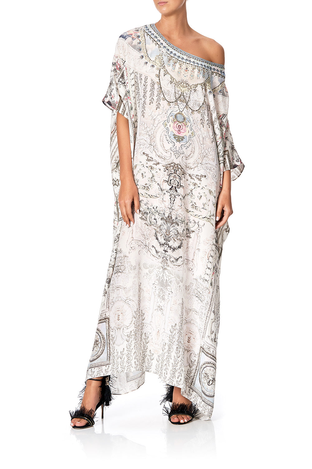 ROUND NECK KAFTAN CRYSTAL CASTLE
