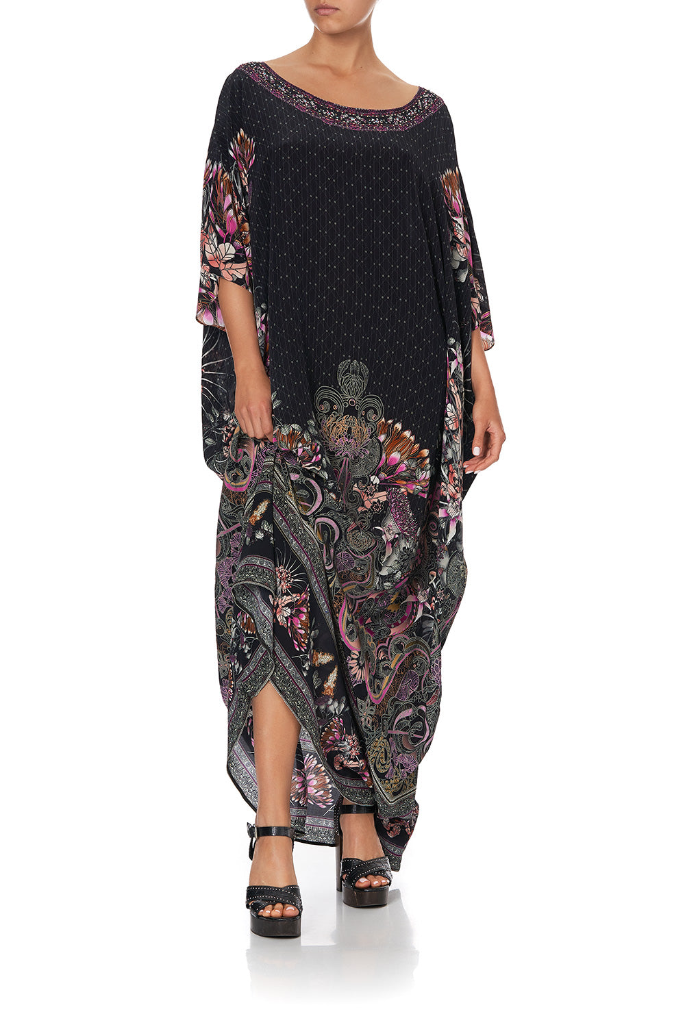 ROUND NECK KAFTAN RESTLESS NIGHTS