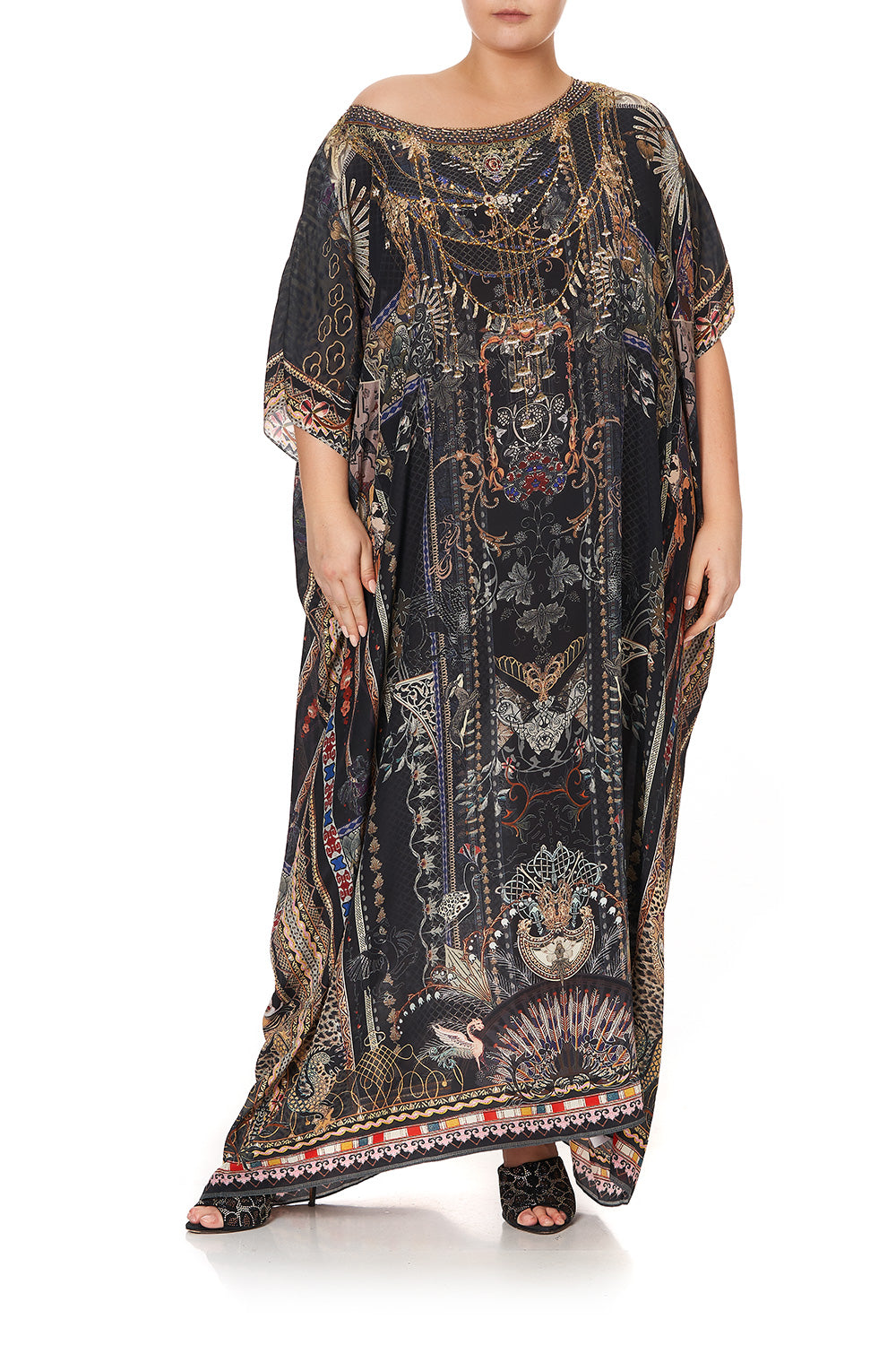 ROUND NECK KAFTAN SON OF SEVEN QUEENS