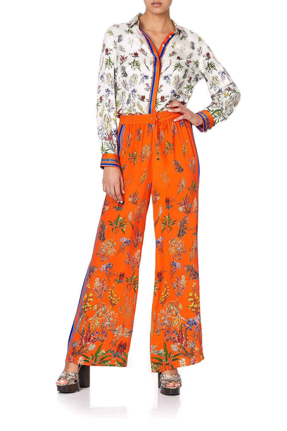 DRAWSTRING PANT WITH SIDE PANEL GONE COAST