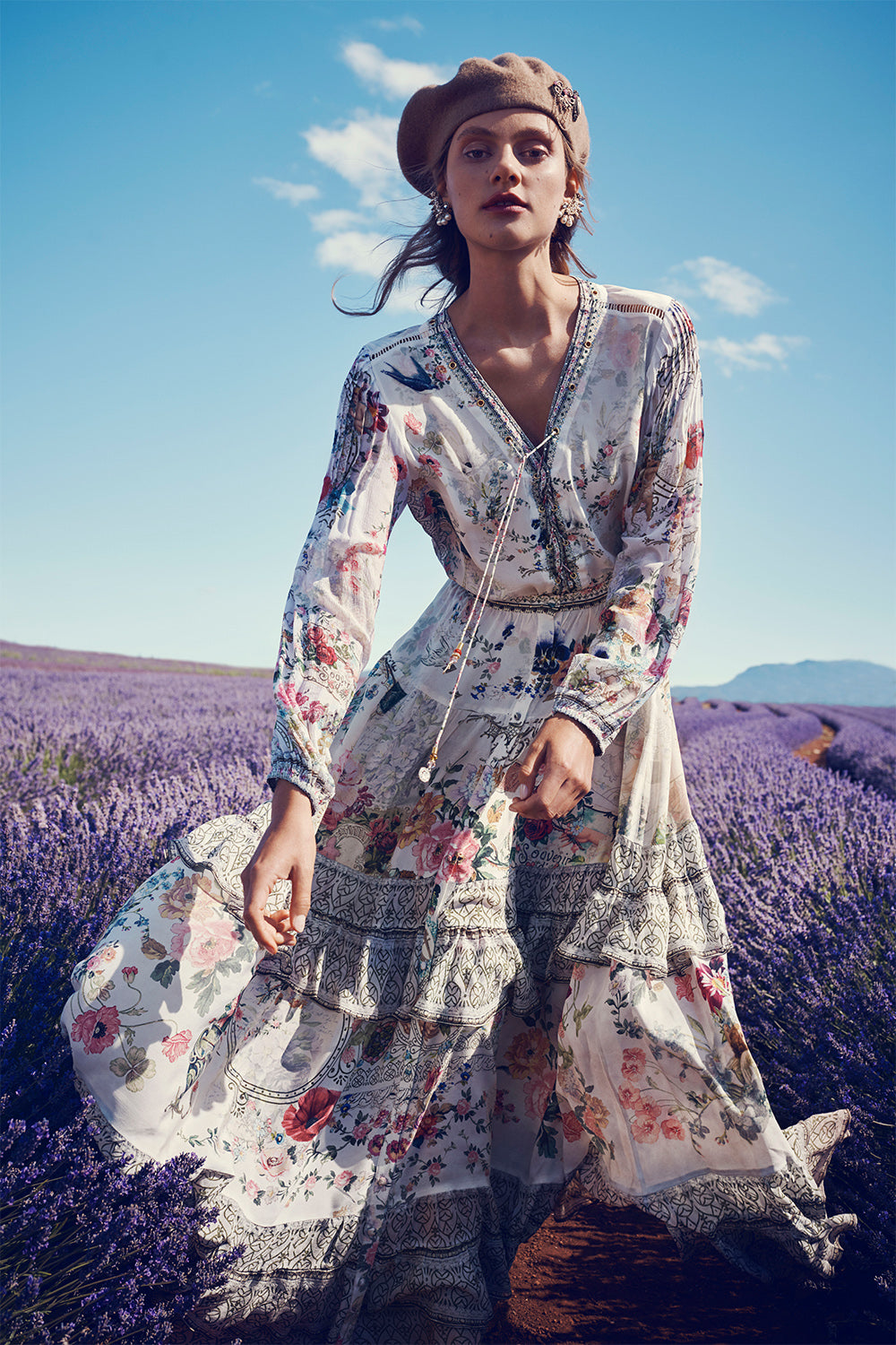 PEASANT BLOUSE WITH FRONT LACING JARDIN POSTCARDS
