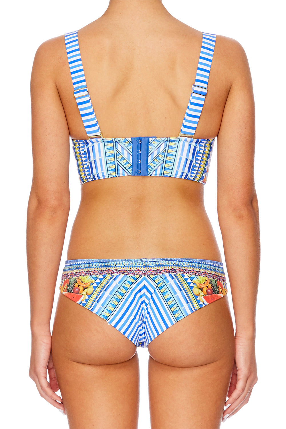 BOOK A SHADE BUSTIER & BRAZILIAN