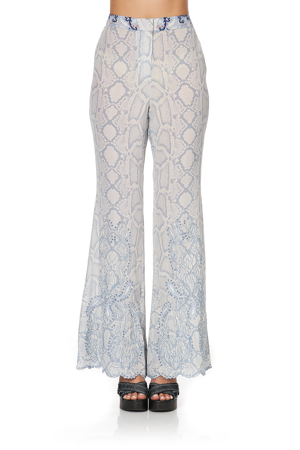 SOFT FLARE BUSH DIAMOND