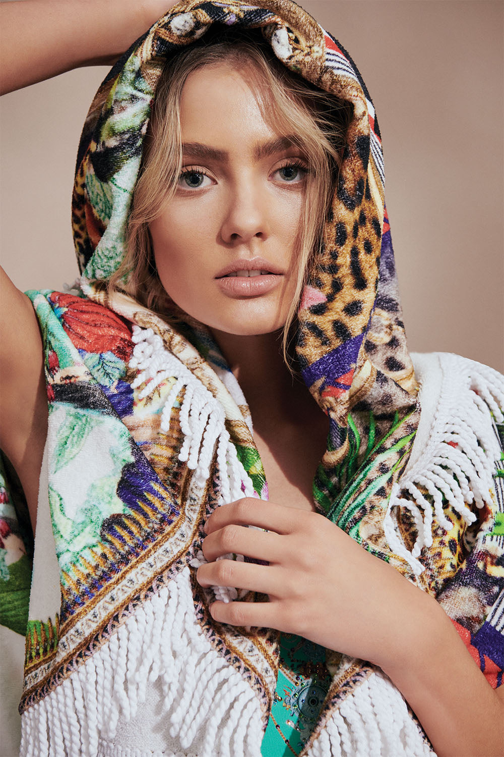 ROUND TOWEL WITH FRINGE CHAMPAGNE COAST