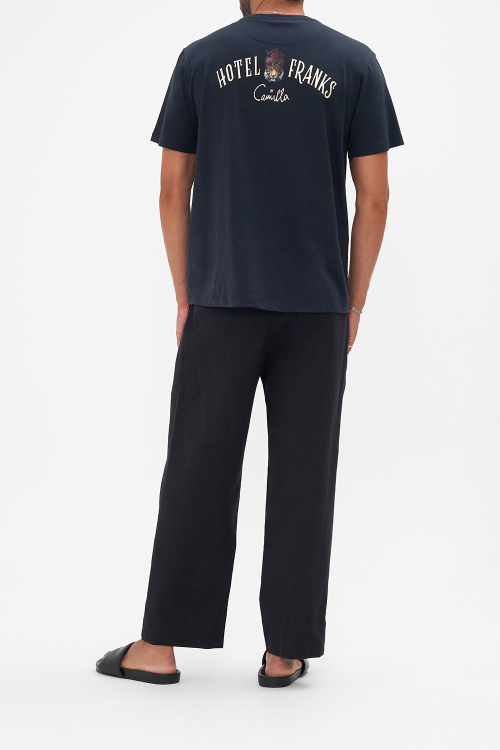 RELAXED FIT TEE ROLE CALL