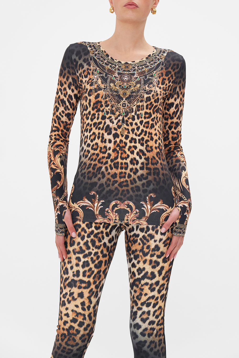 LONG SLEEVE THUMBHOLE TOP RUNNING IN THE WILD