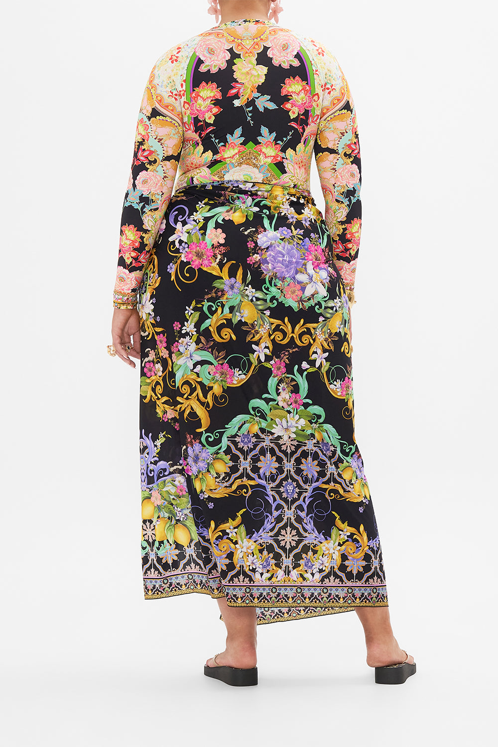 ZIP FRONT PADDLE SUIT SUNDOWNERS IN SICILY