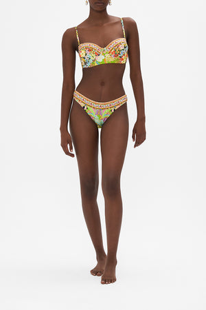 Front view of model wearing CAMILLA bikini top with underwire in Sundowners in Sicily print 