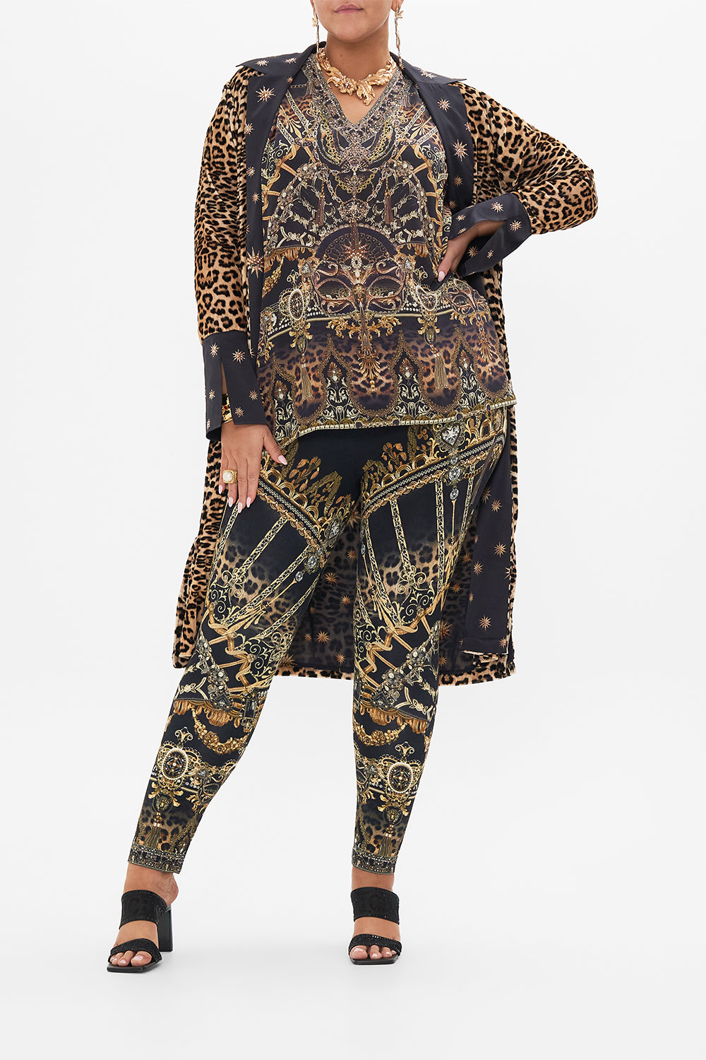 RECTANGULAR V NECK KAFTAN MASKED AT MOONLIGHT