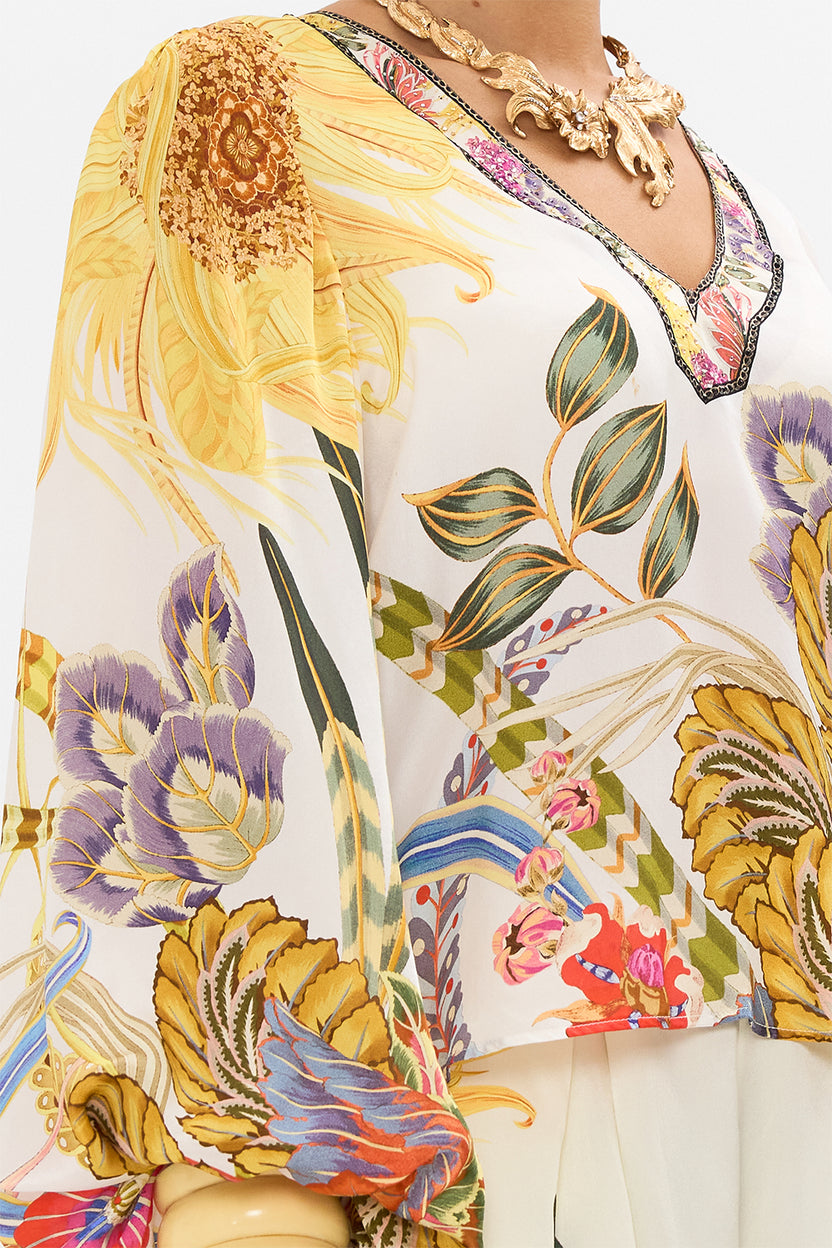 Camiel Printed V-neck Blouse