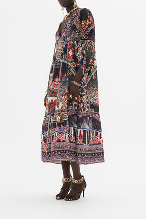 CAMILLA silk dress in Volendam Dolls print