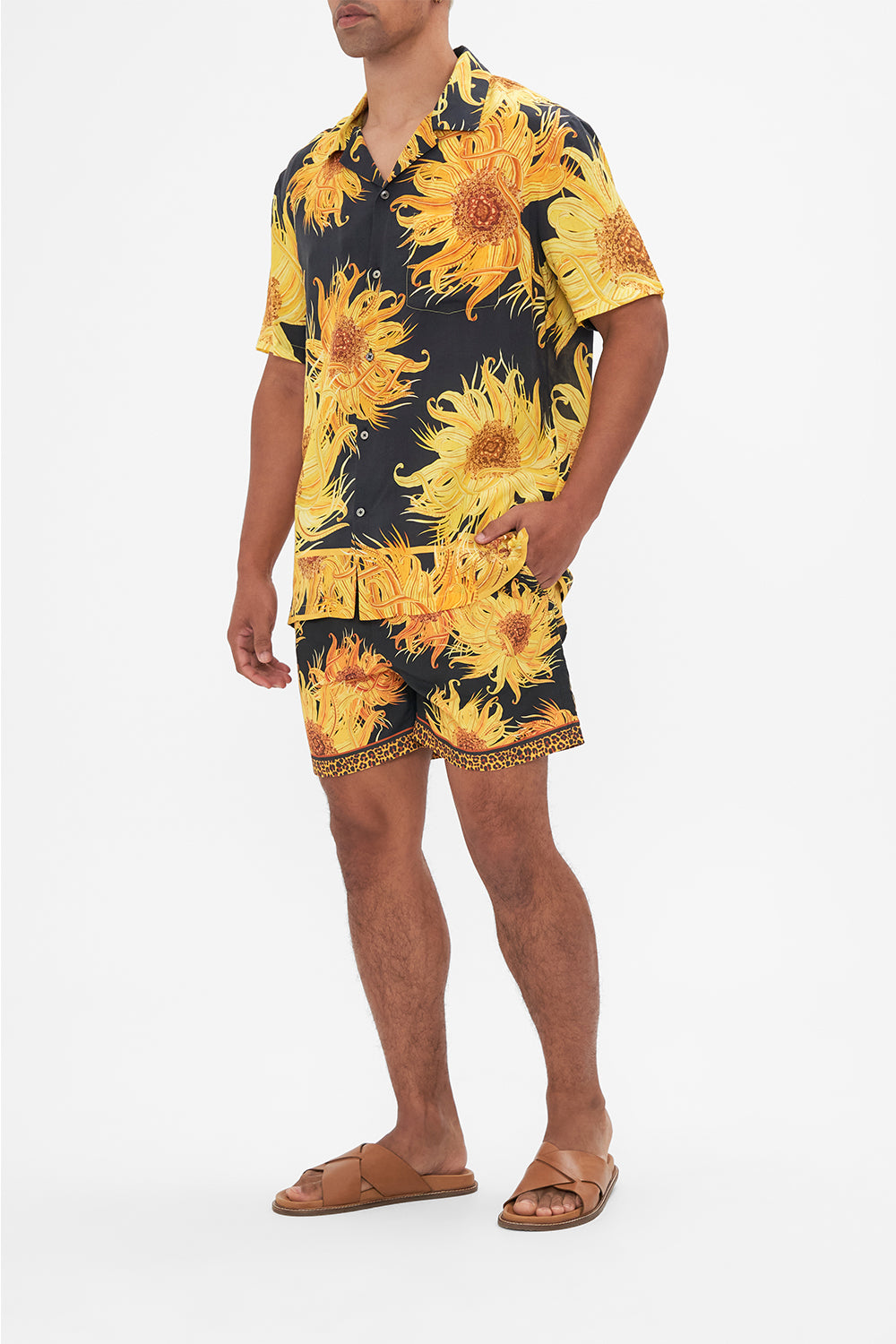 Hotel Franks by CAMILLA mens floral print short sleeve camp collared shirt in Make Me Your Masterpiece print