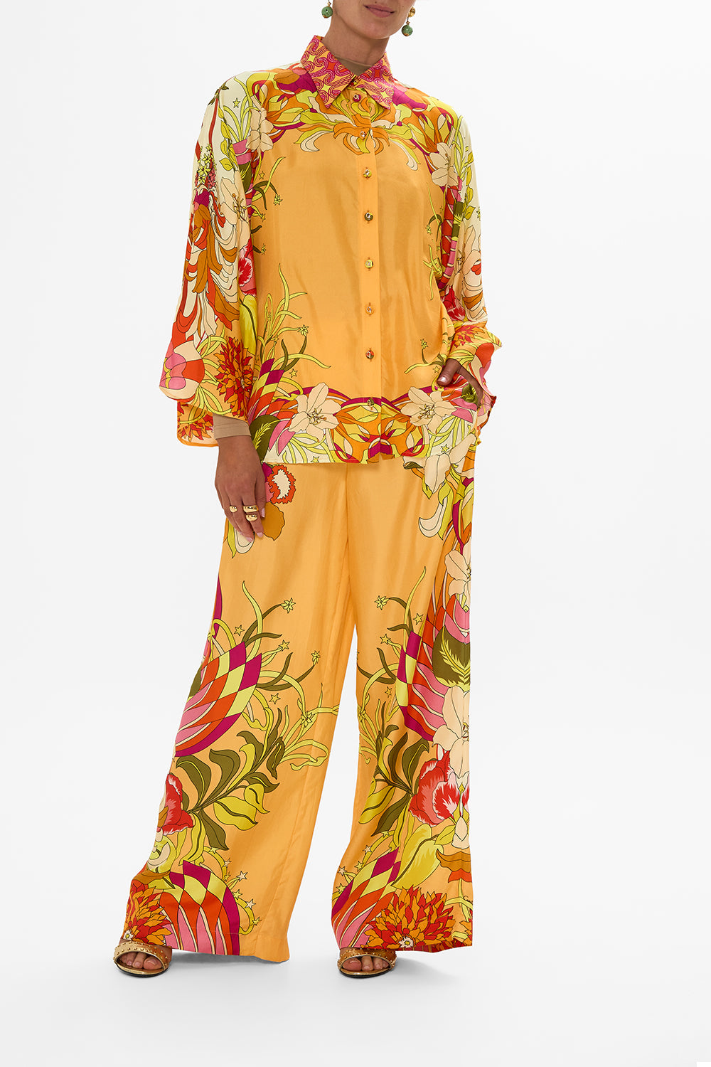 WIDE SLEEVE BLOUSE THE FLOWER CHILD SOCIETY