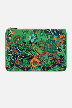 CAMILLA green small canvas clutch in Good Vibes Generation