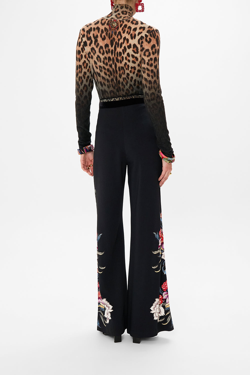 CAMILLA flared pant in Volendam Dolls print