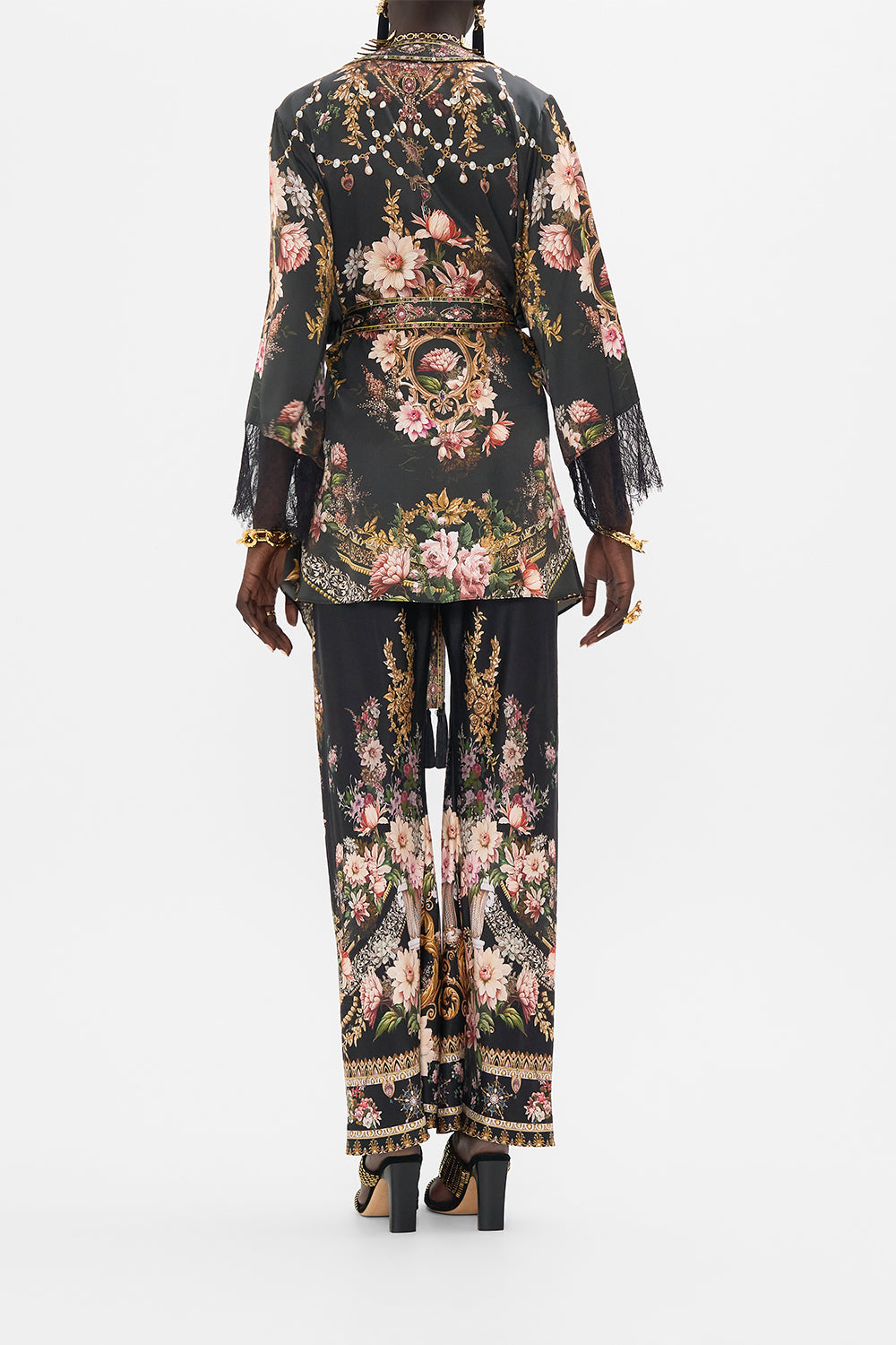 CAMILLA short kimono wrap in Dynasty Daze print. 