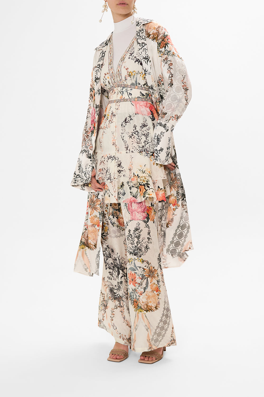 CAMILLA white floral print silk coat in De Haar Memoirs print