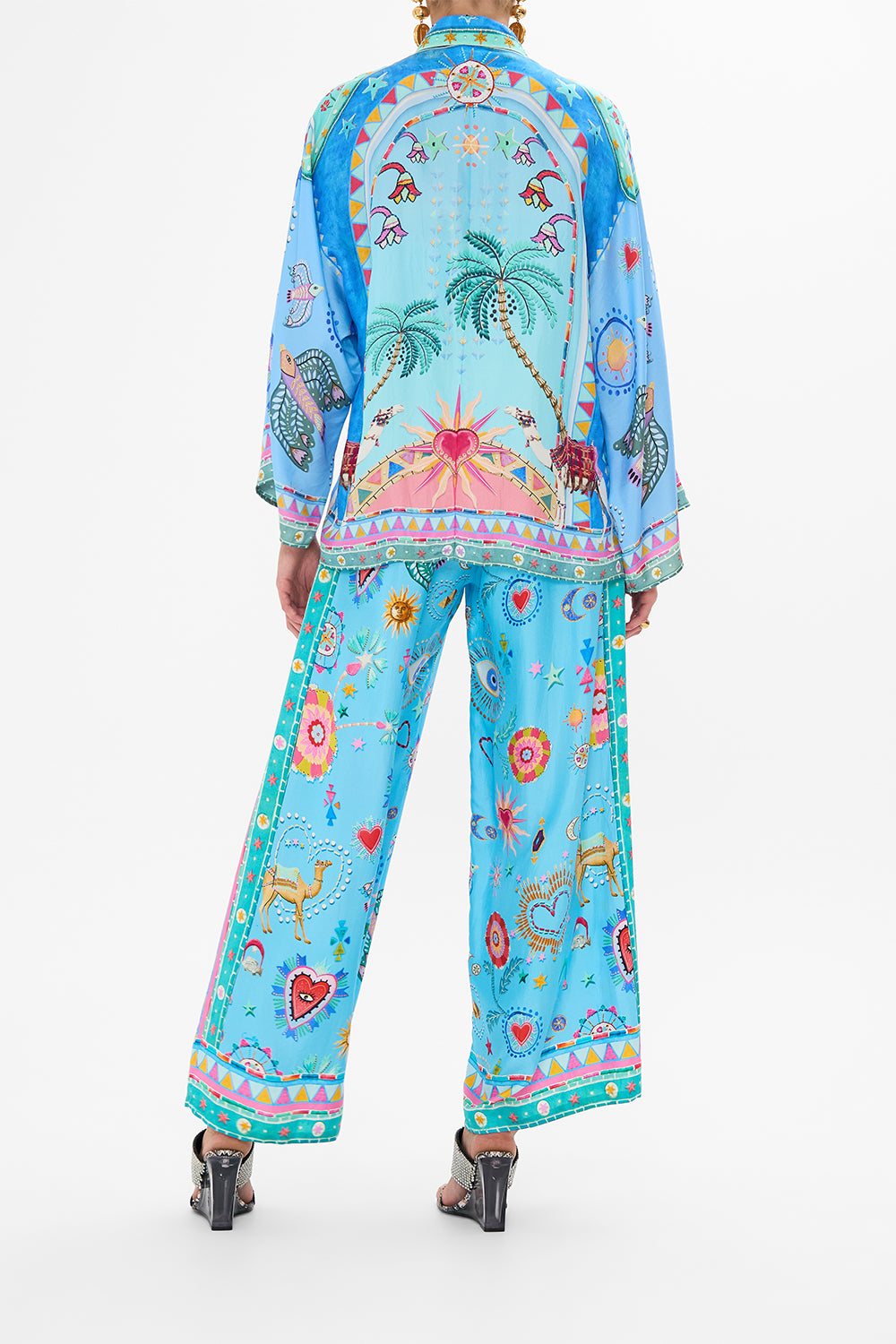 WIDE SLEEVE BLOUSE A PAINTED VILLAGE