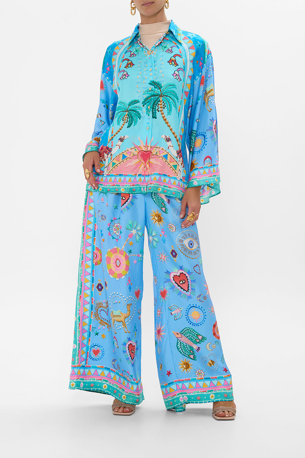 WIDE SLEEVE BLOUSE A PAINTED VILLAGE